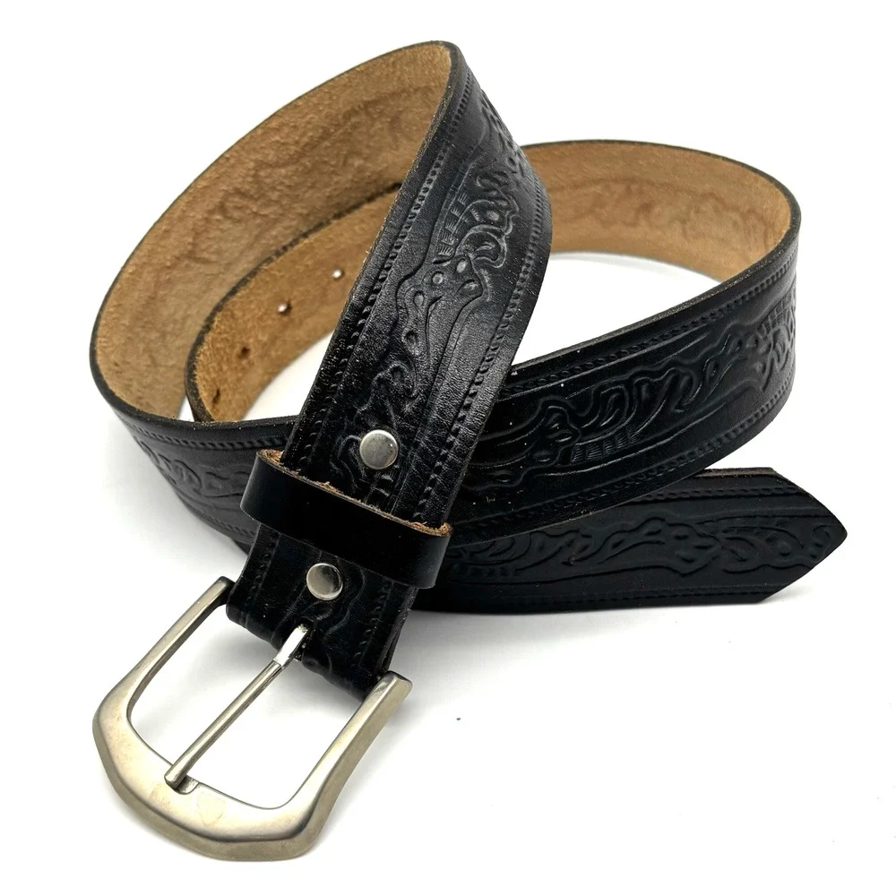 1970s Levi's 2235 Black Steerhide Floral Scrollwork Tooled Belt 34 Made in USA